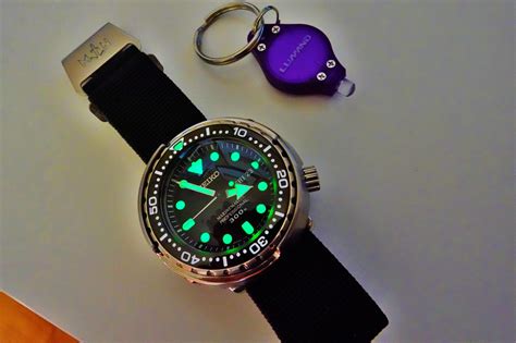 how long to charge lume watch.